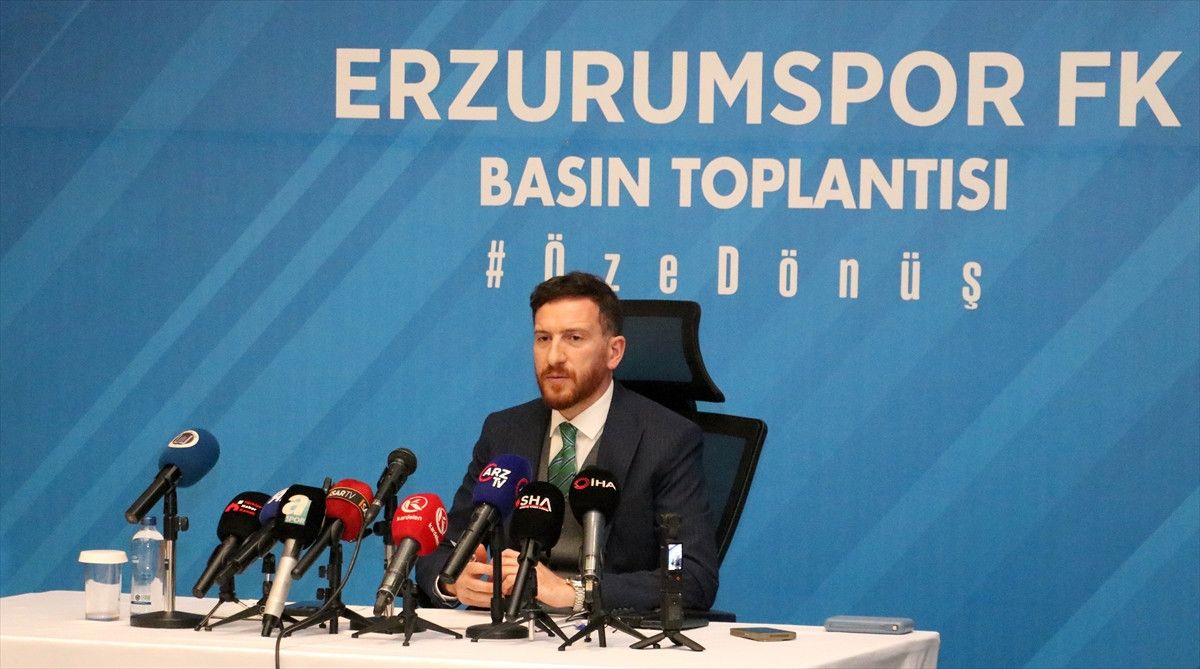 Erzurumspor FK Başkanı Ahmet Dal'dan Çarpıcı Değerlendirme: Takımın Performansı Beklentileri Aşacak mı?