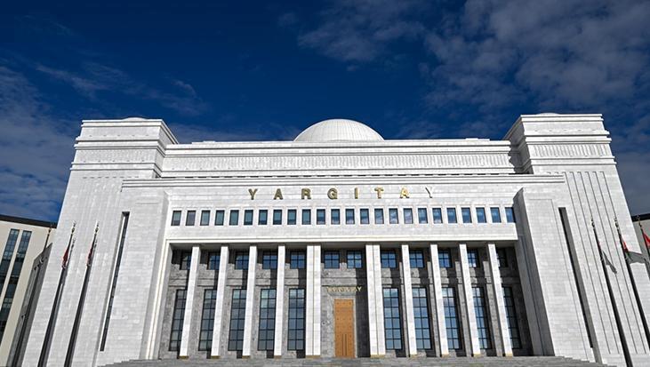 Eski sevgilisinin fotoğraflarını sokaklara asan sanığa hapis cezası onandı