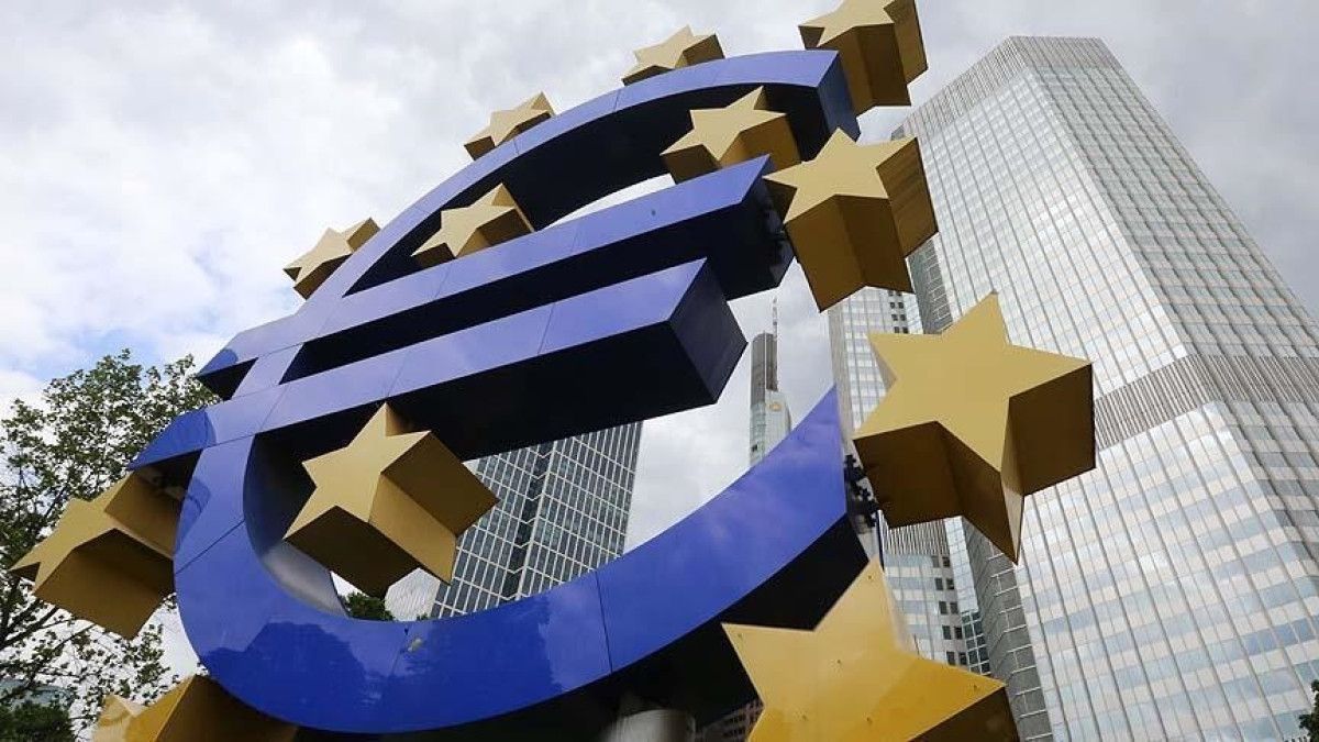 Euro Bölgesinde Ekim Ayında Bileşik PMI İle Ekonomik Rüzgarlar Esti: 52,5!