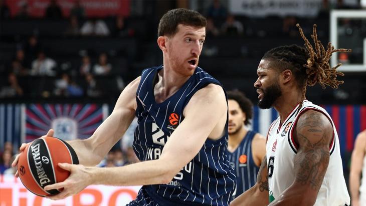 EuroLeague’de Anadolu Efes, Virtus Bologna deplasmanında