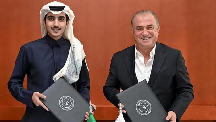 Fatih Terim'in Yeni Takımı: Candaş Tolga Işık'tan Şaşırtan Açıklama! 4 Fatih Terim'in Yeni Takımı: Candaş Tolga Işık'tan Şaşırtan Açıklama!