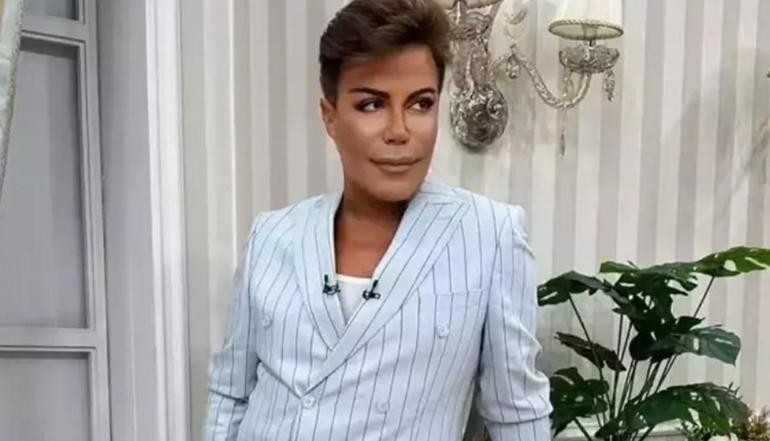 Fatih Ürek'in ailesi için bomba iddia! Miras kavgası mı yaptılar? Canlı yayında açıkladı 1 Fatih Ürek'in ailesi için bomba iddia! Miras kavgası mı yaptılar? Canlı yayında açıkladı