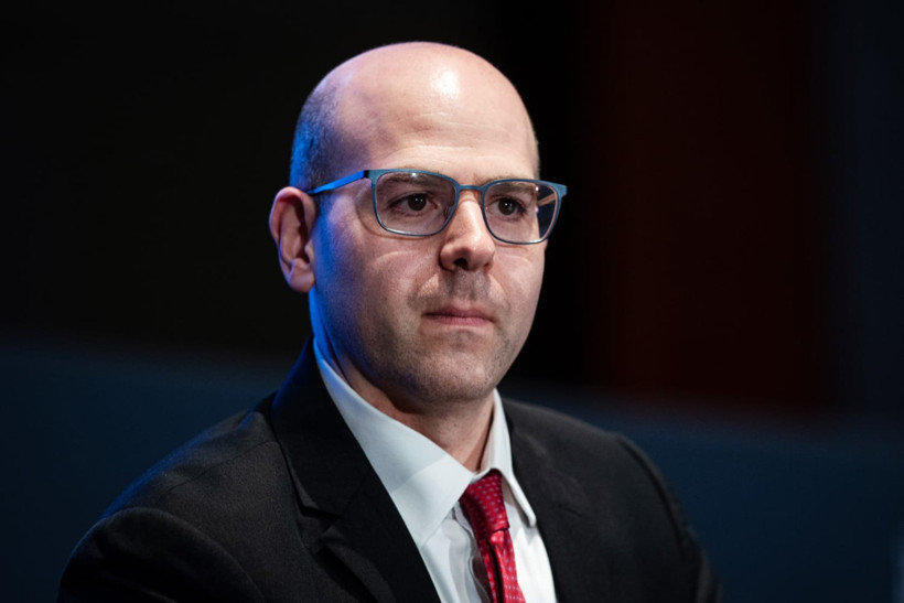 Fed Üyesi Miran'dan Stablecoin uyarısı: Dolar bazlı kripto talebi faizleri düşürebilir