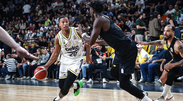 Fenerbahçe Beko, Mersin Deplasmanında Zafere Ulaşarak Gücünü Gösterdi