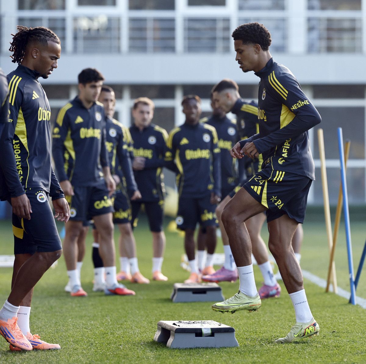 Fenerbahçe Derbisi İçin Kamp Yürütüyor: Hazırlık Süreci 1 Fenerbahçe Derbisi İçin Kamp Yürütüyor: Hazırlık Süreci