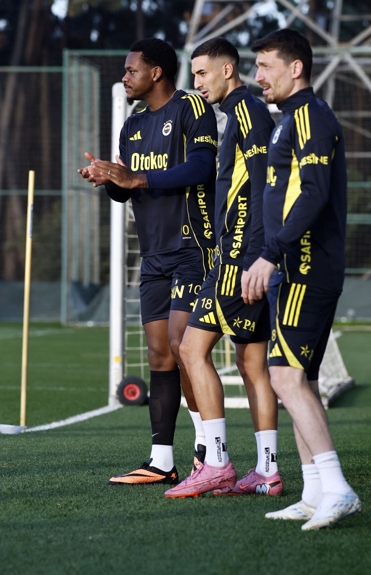 Fenerbahçe Derbisi İçin Kamp Yürütüyor: Hazırlık Süreci 3 Fenerbahçe Derbisi İçin Kamp Yürütüyor: Hazırlık Süreci