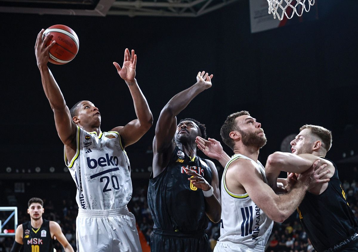 Fenerbahçe, Mersin Spor'a Geçit Vermedi 2 Fenerbahçe, Mersin Spor'a Geçit Vermedi