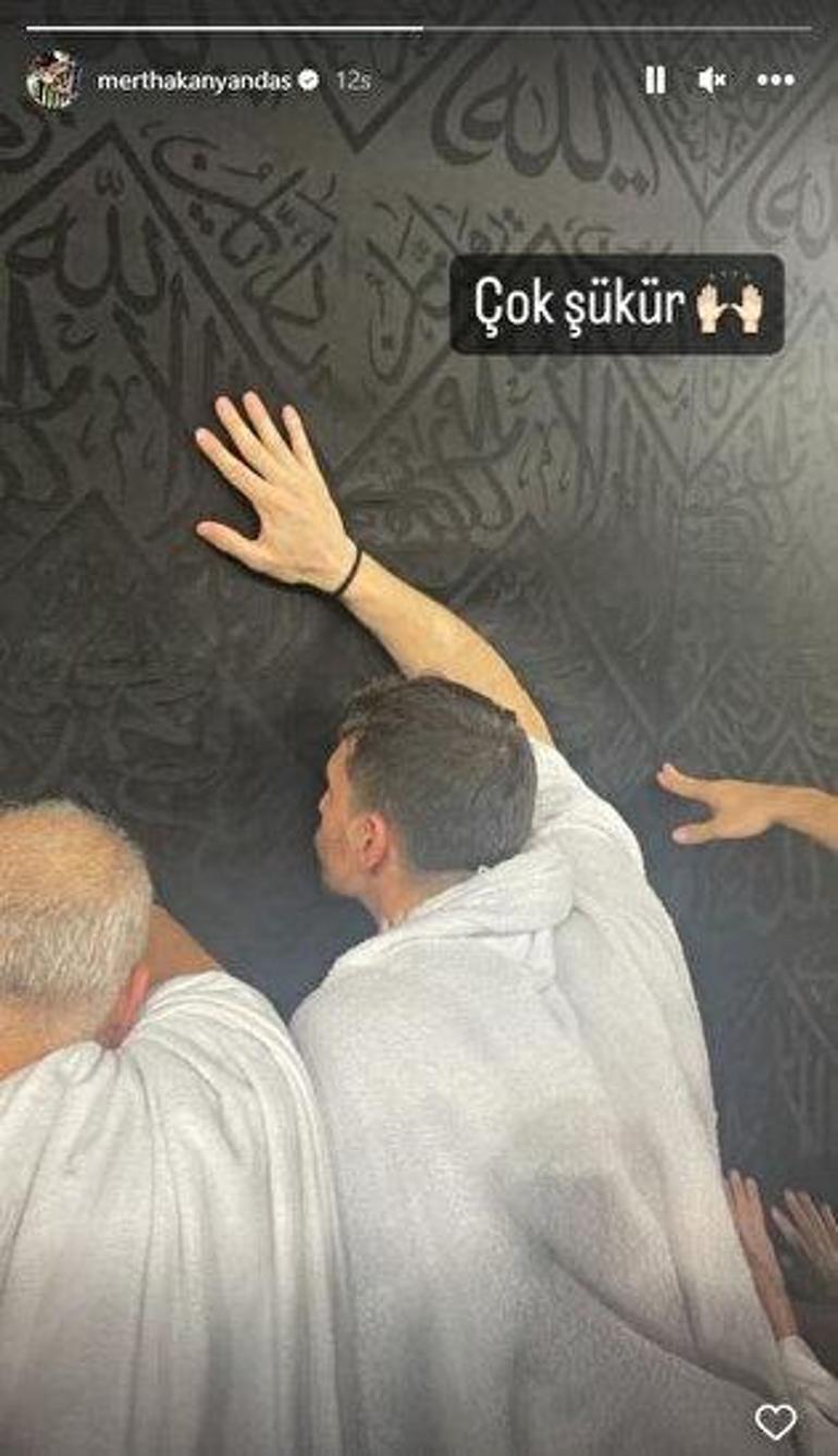 Fenerbahçe'de Mert Hakan Yandaş'tan Kabe paylaşımı! 2 Fenerbahçe'de Mert Hakan Yandaş'tan Kabe paylaşımı!