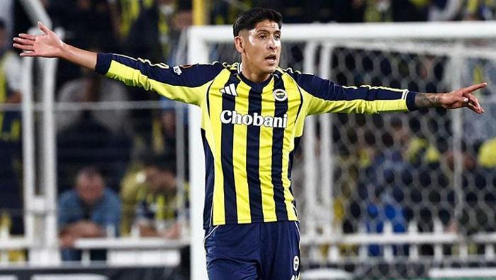 Fenerbahçe'de Orkun Kökçü Gerçeği: Veto Edilen Yıldızın Ardındaki Sır! 5 Fenerbahçe'de Orkun Kökçü Gerçeği: Veto Edilen Yıldızın Ardındaki Sır!