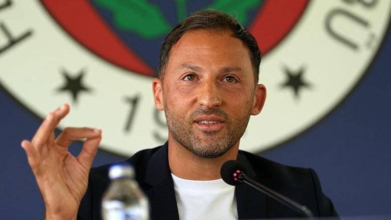 Fenerbahçe'de Tedesco 7. dil olarak Türkçe'ye başladı!