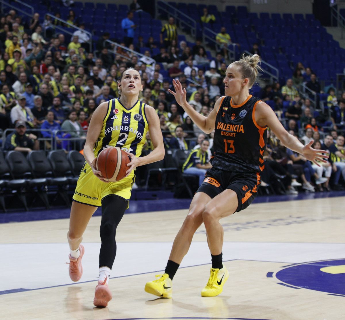 Fenerbahçe'nin Valencia karşısında 22 Sayılık Zafere Yolculuğu!