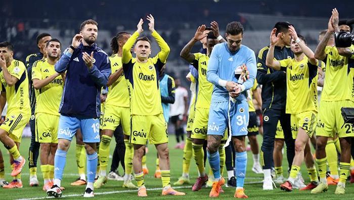 Fenerbahçe'yi Duran Uyarıyor: Beşiktaş Derbisindeki Oyun Yetersiz! 4 Fenerbahçe'yi Duran Uyarıyor: Beşiktaş Derbisindeki Oyun Yetersiz!