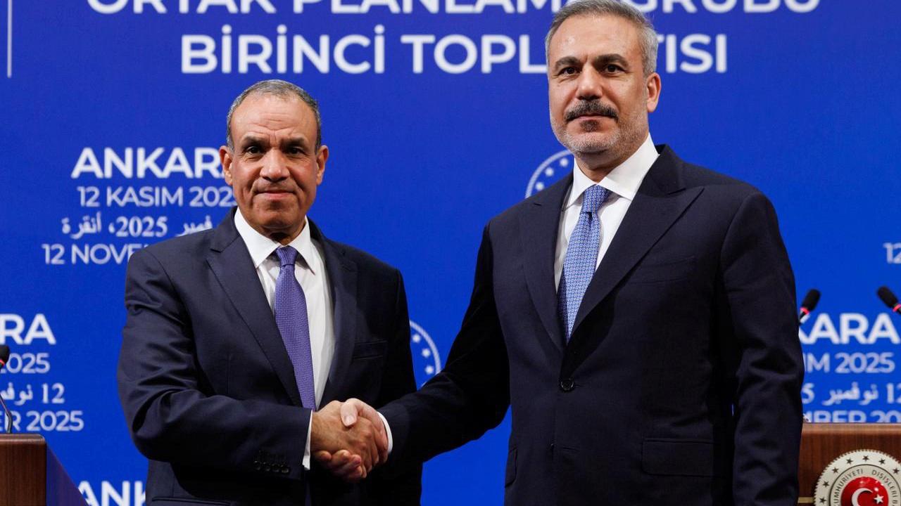 Fidan: Ticaret hacmini 15 milyar dolara çıkarmak için çalışıyoruz