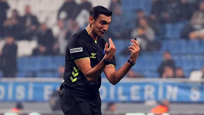 FIFA Hakeminin Büyüsüne Gölgeler: 11. Haftanın Raporu Ortaya Çıktı!