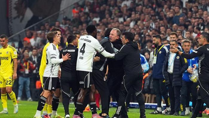 FIFA Hakeminin Büyüsüne Gölgeler: 11. Haftanın Raporu Ortaya Çıktı!