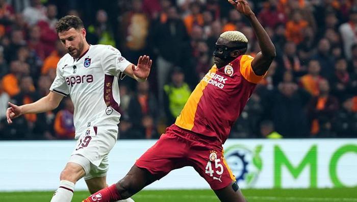 FIFA Hakeminin Büyüsüne Gölgeler: 11. Haftanın Raporu Ortaya Çıktı!