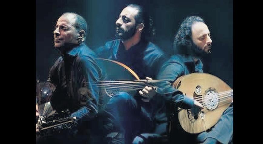 Filistin için sahnedeler