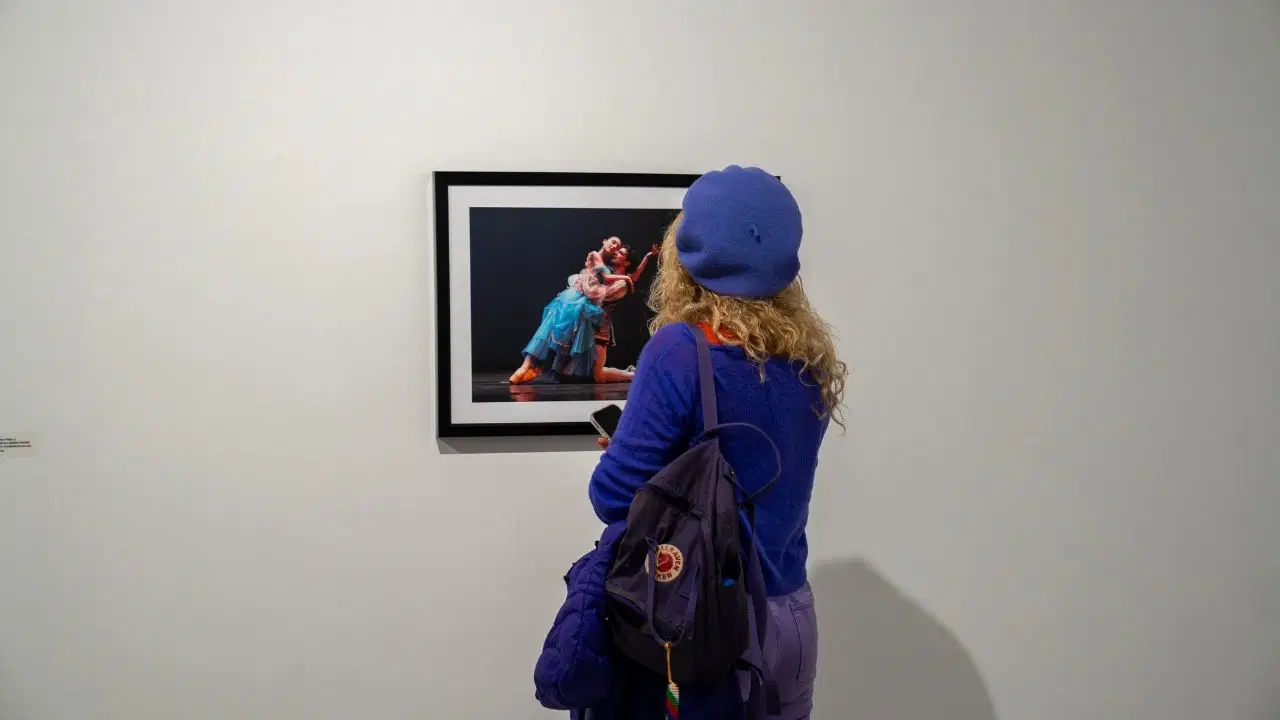 "Fotoğrafın dansı, dansın fotoğrafı" standı Taksim Sanat'ta açıldı!