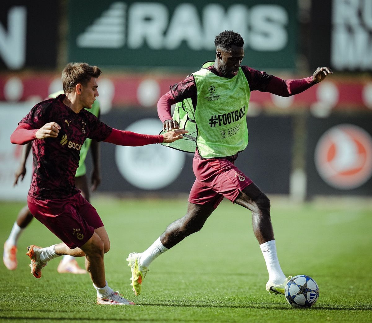 Galatasaray Ajax Maçı Hazırlıklarına Hız Kesmeden Devam Ediyor 3 Galatasaray Ajax Maçı Hazırlıklarına Hız Kesmeden Devam Ediyor