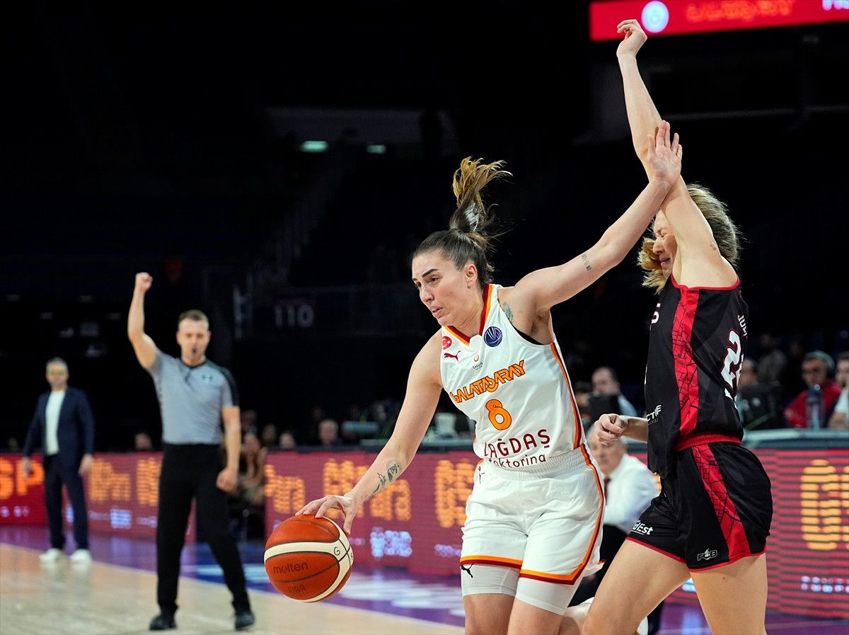 Galatasaray, Flammes Carolo Baskete Geçit Vermedi: Maçın Tüm Heyecanı Burada! 2 Galatasaray, Flammes Carolo Baskete Geçit Vermedi: Maçın Tüm Heyecanı Burada!