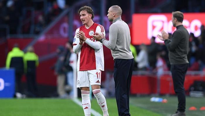 Galatasaray Maçına Hazır Olun: Ajax Taraftarları Heitinga'nın Sözlerine Sert Çıktı!