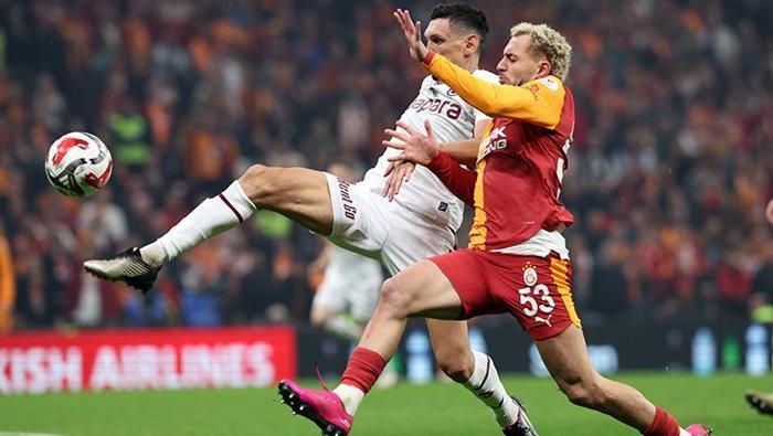 Galatasaray Taraftarları Dikkat! Osimhen ve Barış Alper Yılmaz İçin Kritik Uyarılar! 6 Galatasaray Taraftarları Dikkat! Osimhen ve Barış Alper Yılmaz İçin Kritik Uyarılar!