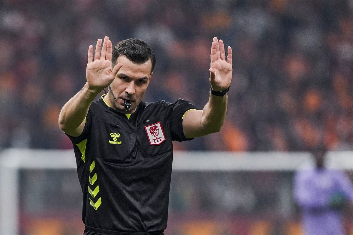 Galatasaray - Trabzonspor Maçını Eski Hakemler Değerlendiriyor: Analizler ve Yorular