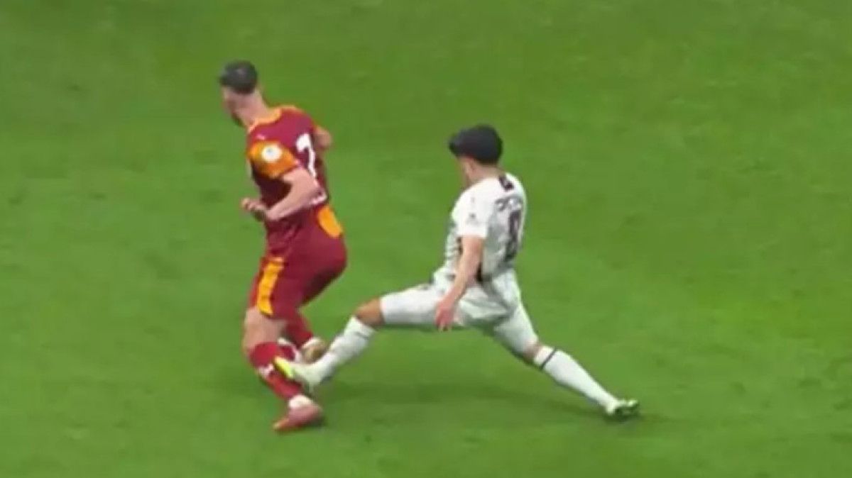 Galatasaray - Trabzonspor Maçını Eski Hakemler Değerlendiriyor: Analizler ve Yorular