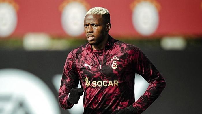 Galatasaray Yarı Finalde Tarih Yazacak! Frank de Boer, Osimhen’e Saygı Duyulması Gerektiğini Açıkladı! 7 Galatasaray Yarı Finalde Tarih Yazacak! Frank de Boer, Osimhen’e Saygı Duyulması Gerektiğini Açıkladı!