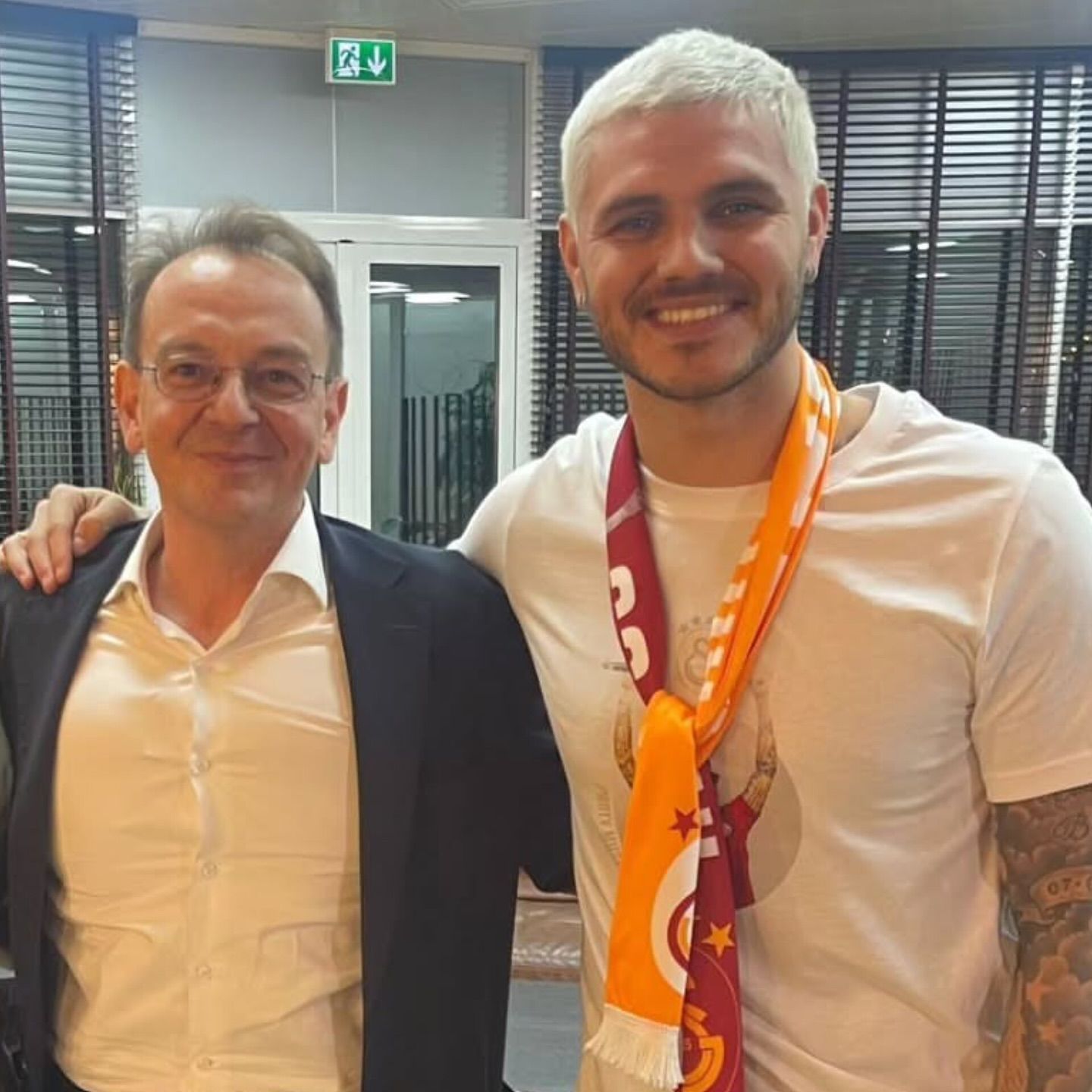 Galatasaray'da Icardi Krizi: İki Cümle Yönetimi Alevlendirdi 2 Galatasaray'da Icardi Krizi: İki Cümle Yönetimi Alevlendirdi