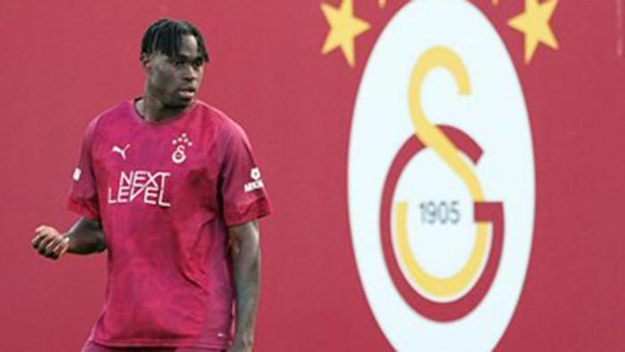 Galatasaray'da Wilfried Singo Bombası: Ajax Maçı Öncesi Heyecan Dorukta!