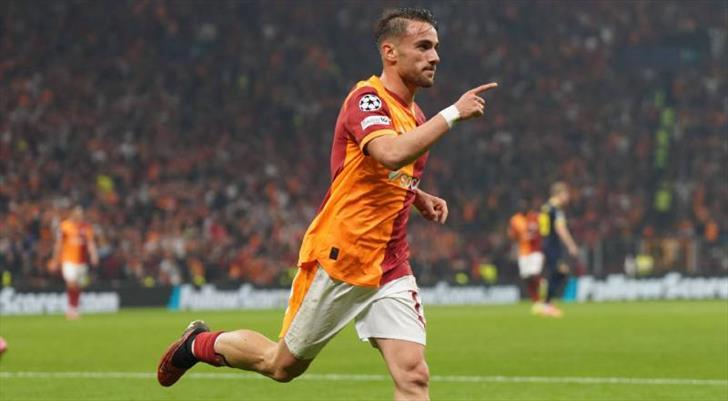 Galatasaray’ı Sarsacak Kötü Haber: Yunus Akgün Ajax Maçında Şok Oldu!