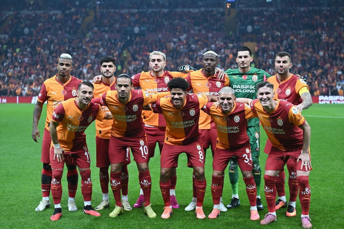 Galatasaray'ın Trabzonspor'a Karşı Galibiyet Serisi Tarih Oldu 2 Galatasaray'ın Trabzonspor'a Karşı Galibiyet Serisi Tarih Oldu