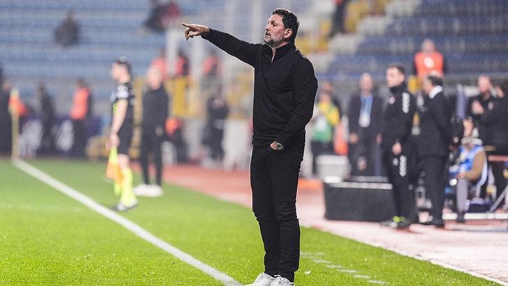 Galibiyetin ardından Antalyaspor teknik direktörü Erol Bulut’tan şok iddia!