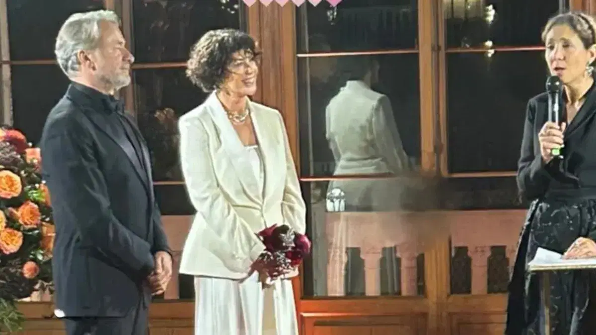 Gazeteci Sevecen Payzın, İtalya'da evlendi