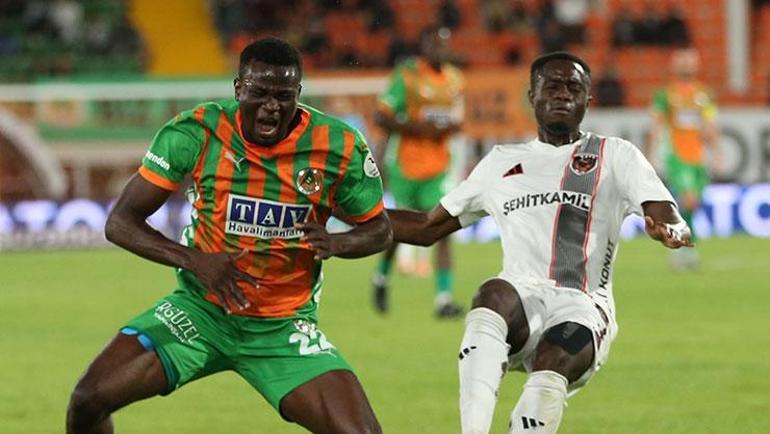 Gaziantep FK'nın Yoldaşındaki Hüsran: Alanya'da Puanlar Paylaşıldı! 1 Gaziantep FK'nın Yoldaşındaki Hüsran: Alanya'da Puanlar Paylaşıldı!