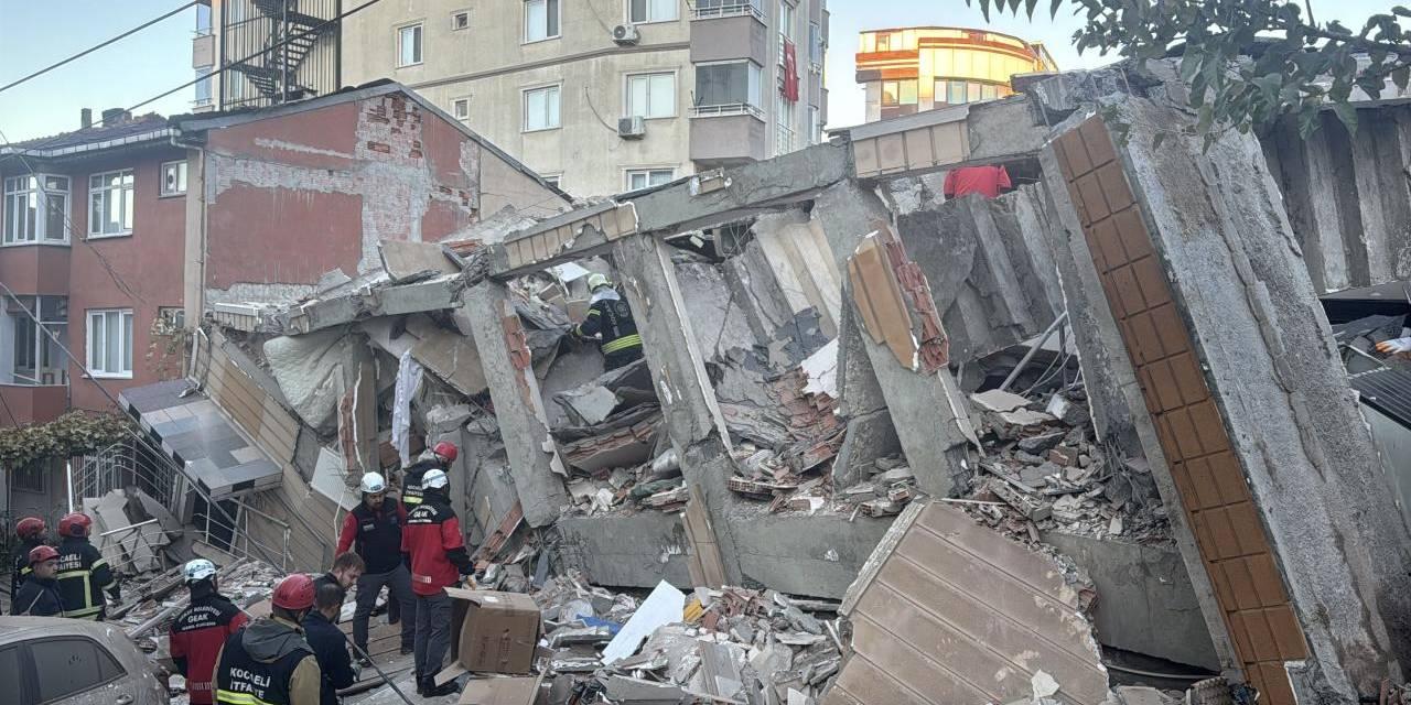 Gebze’de 4 Canın Hatırası: Mezarlık Olan Bina Enkazı Kaldırılmaya Başlandı