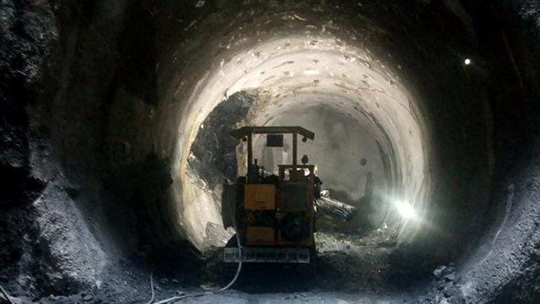 Gebze'dekinin aynısı Şanghay'da yaşandı! Peş peşe çöküyor: 'Temeli olsa da obruk yutar' 4 Gebze'dekinin aynısı Şanghay'da yaşandı! Peş peşe çöküyor: 'Temeli olsa da obruk yutar'