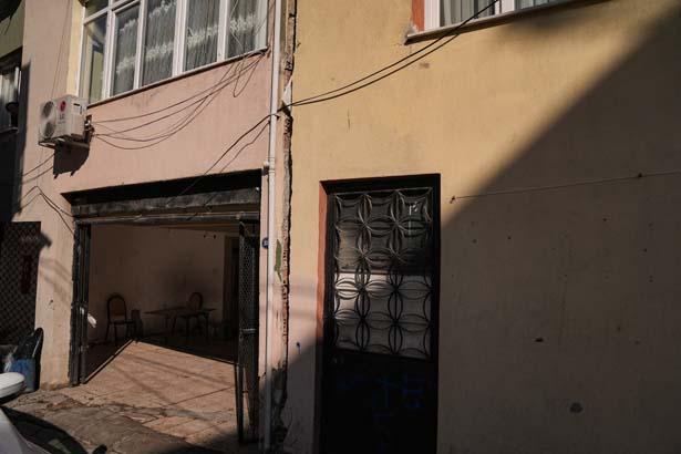 Gece 03.00'ten sonrakabusu yaşayan mahalle: Buradan çıkarsınlar bizi