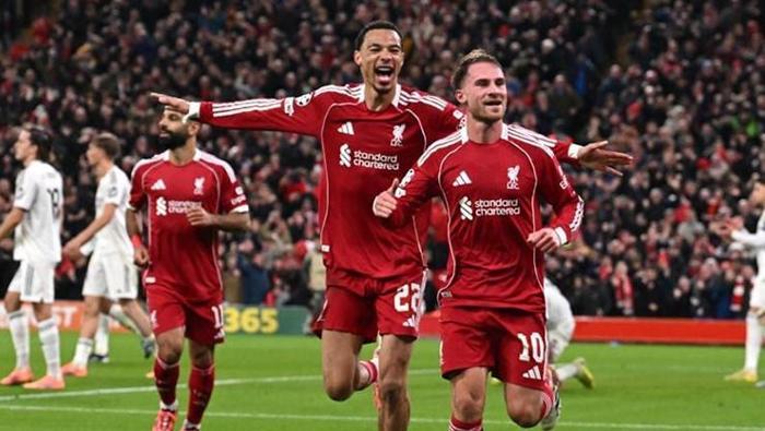 Gece Yarısı Patlayan Arda Güler Krizi: Liverpool-Real Madrid Maçında Xabi Alonso'ya Şok Sözler! 1 Gece Yarısı Patlayan Arda Güler Krizi: Liverpool-Real Madrid Maçında Xabi Alonso'ya Şok Sözler!