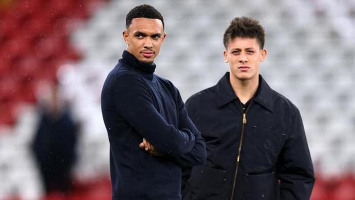 Gece Yarısı Patlayan Arda Güler Krizi: Liverpool-Real Madrid Maçında Xabi Alonso'ya Şok Sözler! 2 Gece Yarısı Patlayan Arda Güler Krizi: Liverpool-Real Madrid Maçında Xabi Alonso'ya Şok Sözler!