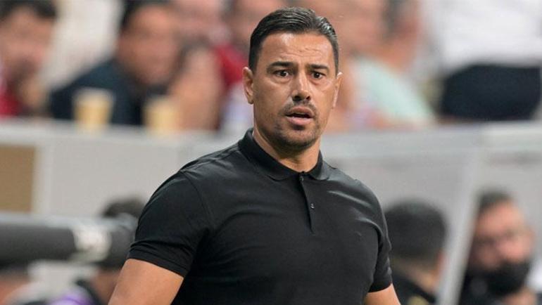 Gece Yarısının Bombası: Çağdaş Atan Süper Lig'e Dönüş Yaptı! 1 Gece Yarısının Bombası: Çağdaş Atan Süper Lig'e Dönüş Yaptı!