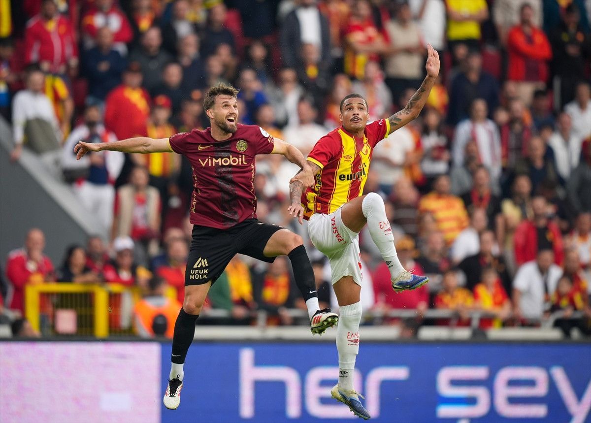 Göztepe, Gençlerbirliği'ni Tek Golle Mağlup Etti 5 Göztepe, Gençlerbirliği'ni Tek Golle Mağlup Etti