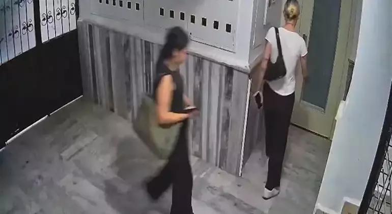 Güllü'nün ölümüyle ilgili kan donduran iddialar! 'Kanlı tişörtüm sende mi diye beni aradı' 3 Güllü'nün ölümüyle ilgili kan donduran iddialar! 'Kanlı tişörtüm sende mi diye beni aradı'