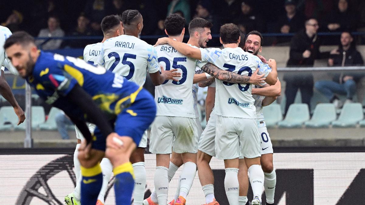 Hakan Çalhanoğlu’nun Golüyle Inter, Hellas Verona’yı Son Dakikada Yenerek Şampiyonluk Yolunda İlerliyor!