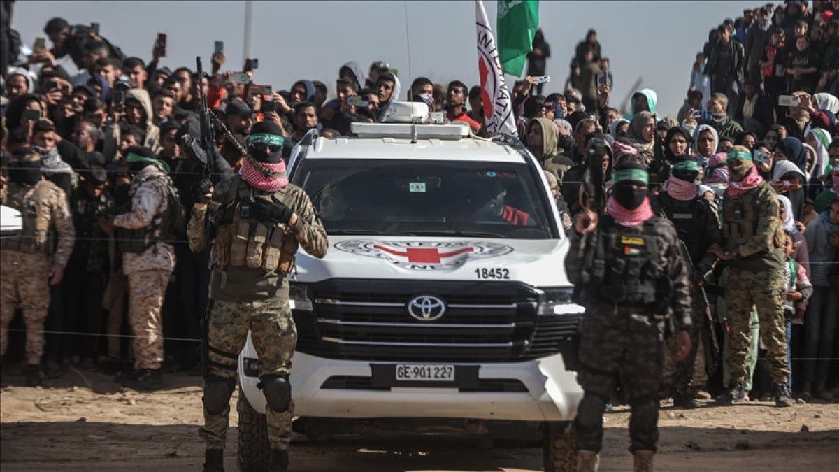 Hamas, İsrail'in Gazzeden Alıkoyduğu Filistinli Esirleri Serbest Bıraktı!