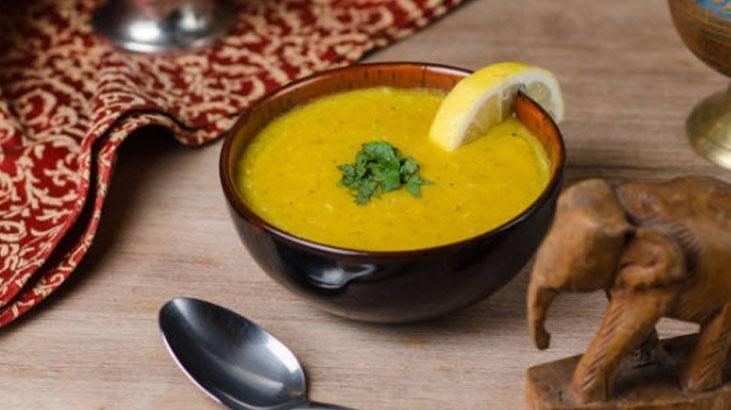 Hastalıksavar ‘İtalyan penisilini’ çorbası: Zerdeçal ve zencefille doğal şifa!