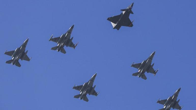 Hava muhaberesinde dünyada ilk! Bayraktar KIZILELMA, MURAD ile gördü GÖKDOĞAN ile vurdu 2 Hava muhaberesinde dünyada ilk! Bayraktar KIZILELMA, MURAD ile gördü GÖKDOĞAN ile vurdu