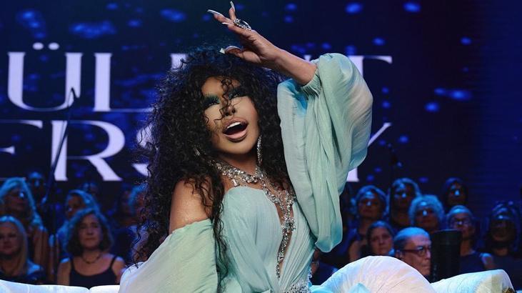 Hayatında birisi var mı? Bülent Ersoy’dan canlı yayında sevgili açıklaması 5 Hayatında birisi var mı? Bülent Ersoy’dan canlı yayında sevgili açıklaması