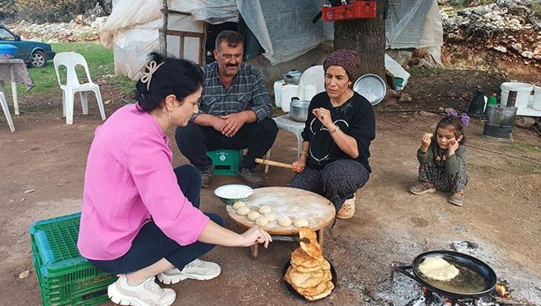 İmkansızlıklar nedeniyle düğün yapamayan çift, 12 yıl sonra hayallerine kavuştu 1 İmkansızlıklar nedeniyle düğün yapamayan çift, 12 yıl sonra hayallerine kavuştu